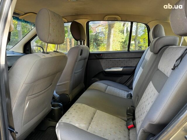 Хендай Гетц 2005 в Киеве на Automoto.ua Серый Хендай Гетц, объемом двигателя 1.4 л и пробегом 160 тыс. км за 3640 $, фото 23 на Automoto.ua