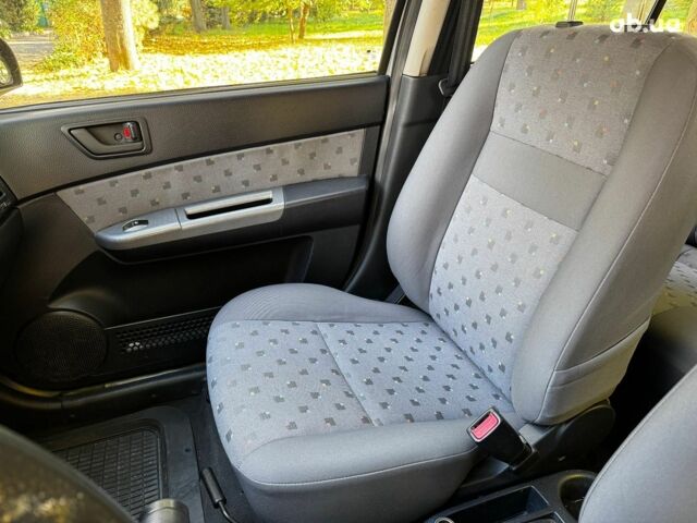 Хендай Гетц 2005 в Киеве на Automoto.ua Серый Хендай Гетц, объемом двигателя 1.4 л и пробегом 160 тыс. км за 3640 $, фото 17 на Automoto.ua