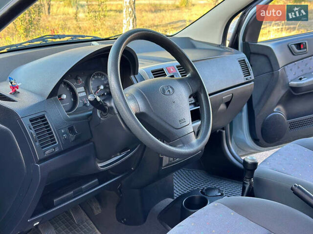Сірий Хендай Гетц, об'ємом двигуна 1.3 л та пробігом 33 тис. км за 5400 $, фото 11 на Automoto.ua