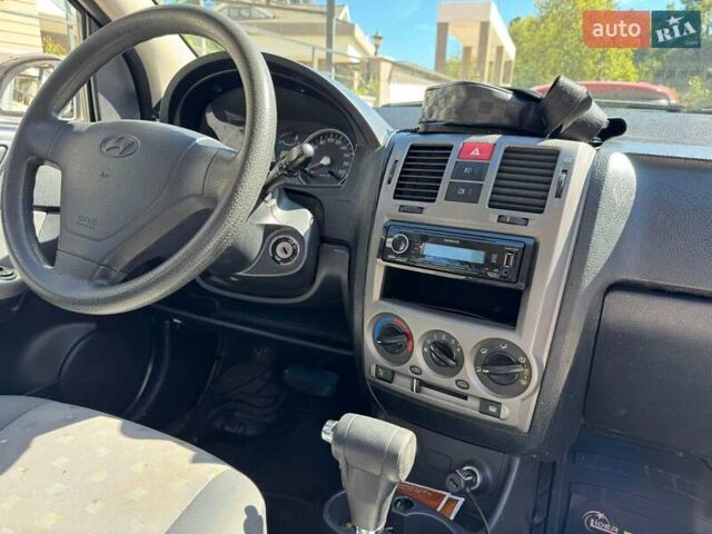 Сірий Хендай Гетц, об'ємом двигуна 1.3 л та пробігом 150 тис. км за 3999 $, фото 5 на Automoto.ua