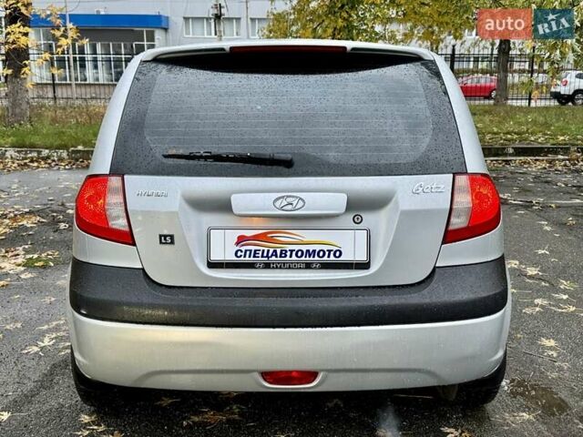Серый Хендай Гетц, объемом двигателя 1.59 л и пробегом 120 тыс. км за 5990 $, фото 15 на Automoto.ua
