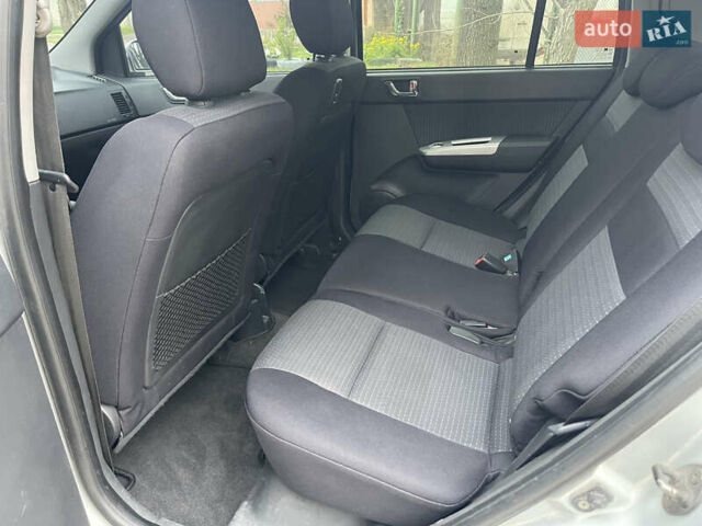 Серый Хендай Гетц, объемом двигателя 1.4 л и пробегом 160 тыс. км за 5500 $, фото 10 на Automoto.ua