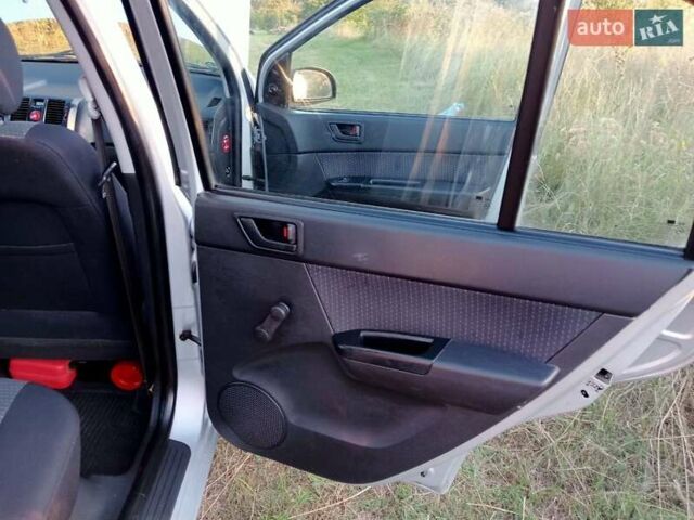 Сірий Хендай Гетц, об'ємом двигуна 1.09 л та пробігом 119 тис. км за 4390 $, фото 3 на Automoto.ua