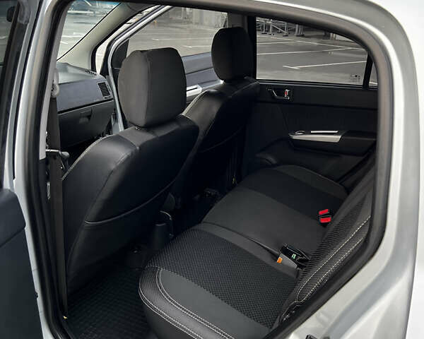 Сірий Хендай Гетц, об'ємом двигуна 1.6 л та пробігом 114 тис. км за 6200 $, фото 34 на Automoto.ua