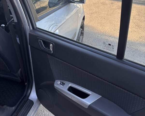 Серый Хендай Гетц, объемом двигателя 1.4 л и пробегом 208 тыс. км за 4000 $, фото 22 на Automoto.ua