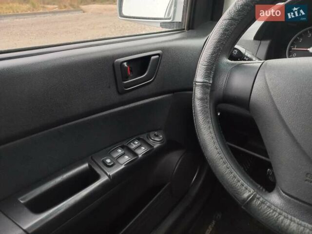 Сірий Хендай Гетц, об'ємом двигуна 1.4 л та пробігом 178 тис. км за 4000 $, фото 8 на Automoto.ua