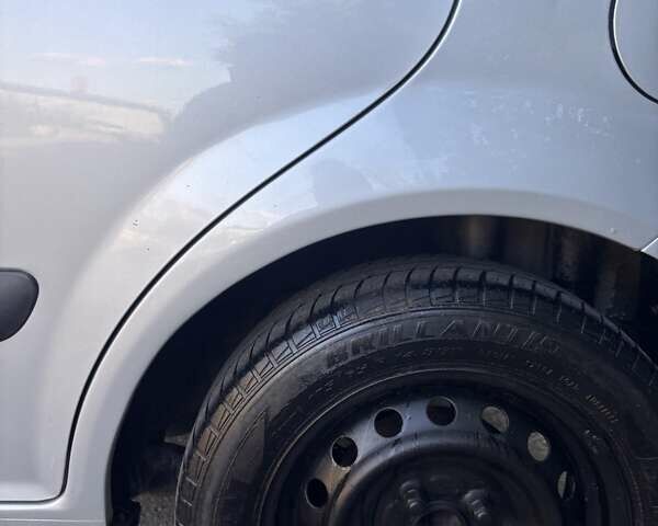 Серый Хендай Гетц, объемом двигателя 1.4 л и пробегом 208 тыс. км за 4000 $, фото 14 на Automoto.ua