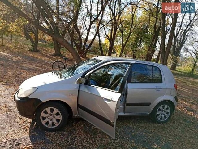Сірий Хендай Гетц, об'ємом двигуна 1.1 л та пробігом 165 тис. км за 4000 $, фото 1 на Automoto.ua