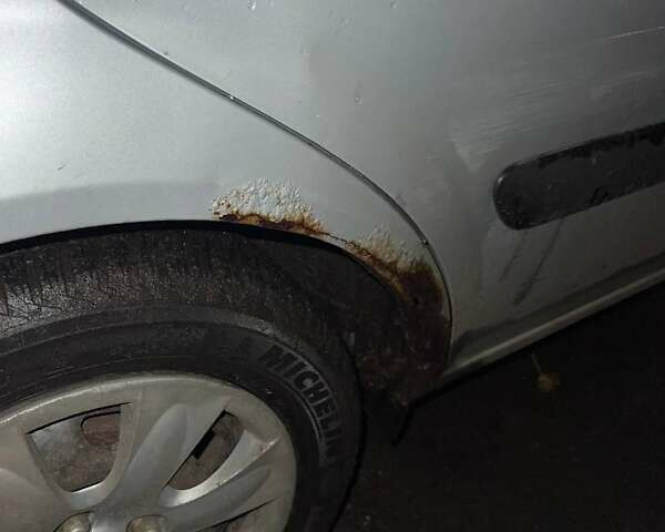 Серый Хендай Гетц, объемом двигателя 1.59 л и пробегом 126 тыс. км за 3700 $, фото 12 на Automoto.ua