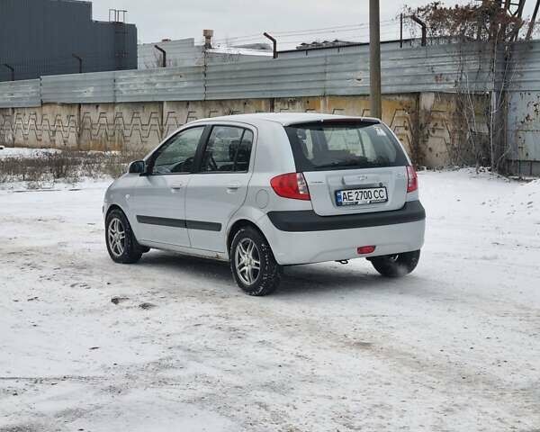 Серый Хендай Гетц, объемом двигателя 1.4 л и пробегом 190 тыс. км за 4900 $, фото 18 на Automoto.ua