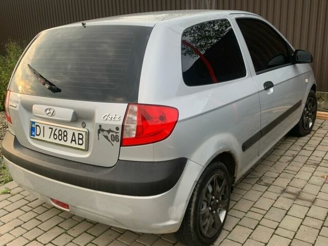 Серый Хендай Гетц, объемом двигателя 1.1 л и пробегом 220 тыс. км за 2300 $, фото 1 на Automoto.ua