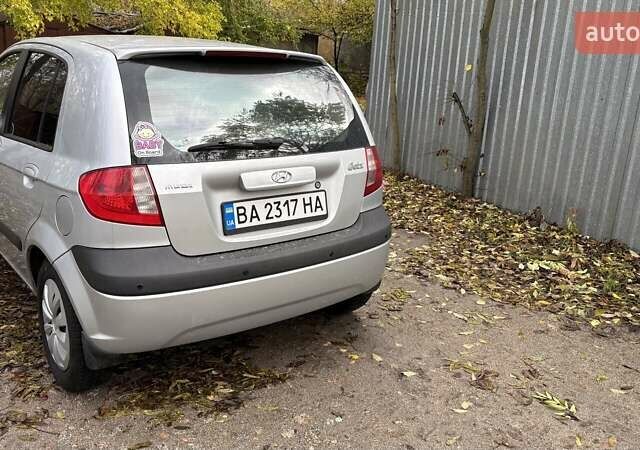 Хендай Гетц 2006 у Кропивницькому (Кіровограді) на Automoto.ua Сірий Хендай Гетц, об'ємом двигуна 1.4 л та пробігом 183 тис. км за 5100 $, фото 1 на Automoto.ua