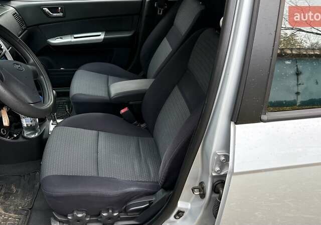 Хендай Гетц 2006 у Кропивницькому (Кіровограді) на Automoto.ua Сірий Хендай Гетц, об'ємом двигуна 1.4 л та пробігом 183 тис. км за 5100 $, фото 4 на Automoto.ua