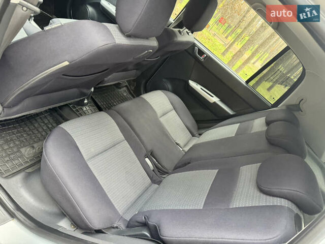 Серый Хендай Гетц, объемом двигателя 1.4 л и пробегом 149 тыс. км за 5500 $, фото 13 на Automoto.ua