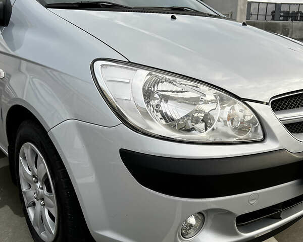 Сірий Хендай Гетц, об'ємом двигуна 1.6 л та пробігом 114 тис. км за 6200 $, фото 4 на Automoto.ua