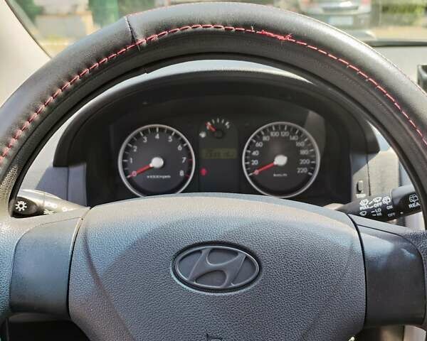 Серый Хендай Гетц, объемом двигателя 1.6 л и пробегом 133 тыс. км за 5000 $, фото 18 на Automoto.ua