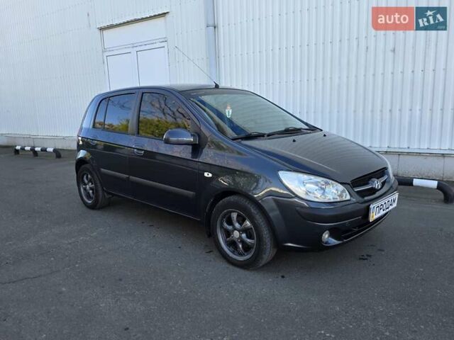 Серый Хендай Гетц, объемом двигателя 1.4 л и пробегом 190 тыс. км за 5200 $, фото 4 на Automoto.ua