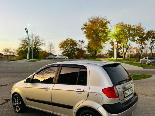 Серый Хендай Гетц, объемом двигателя 1.6 л и пробегом 170 тыс. км за 4700 $, фото 1 на Automoto.ua