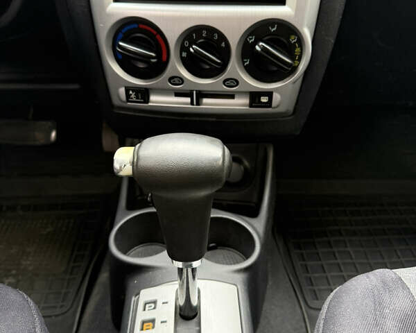 Сірий Хендай Гетц, об'ємом двигуна 1.4 л та пробігом 190 тис. км за 4999 $, фото 16 на Automoto.ua