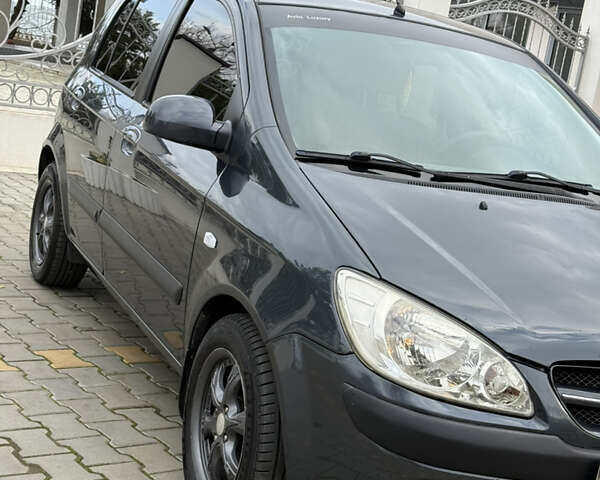 Серый Хендай Гетц, объемом двигателя 1.4 л и пробегом 180 тыс. км за 5200 $, фото 3 на Automoto.ua