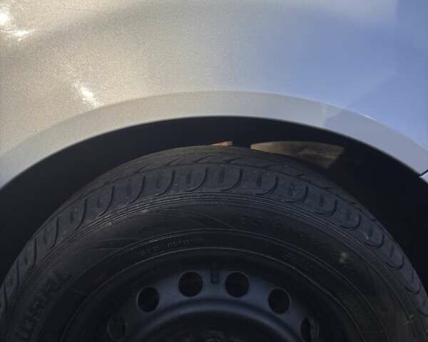 Серый Хендай Гетц, объемом двигателя 1.4 л и пробегом 208 тыс. км за 4000 $, фото 11 на Automoto.ua