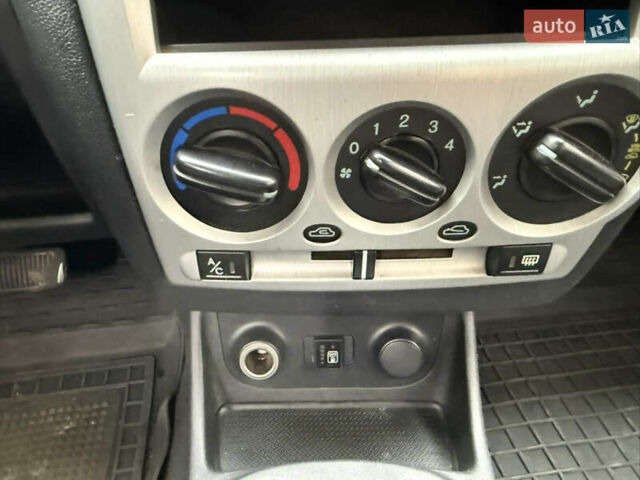 Серый Хендай Гетц, объемом двигателя 1.4 л и пробегом 180 тыс. км за 5200 $, фото 15 на Automoto.ua