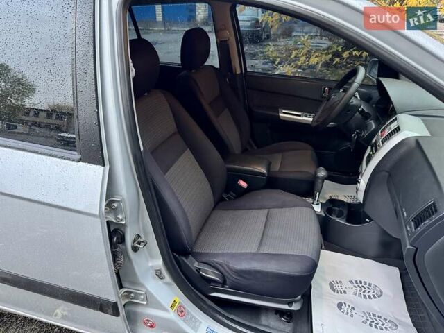 Серый Хендай Гетц, объемом двигателя 1.59 л и пробегом 120 тыс. км за 5990 $, фото 18 на Automoto.ua