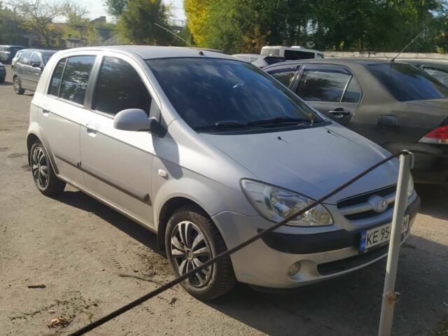 Хендай Гетц 2006 в Кривом Роге на Automoto.ua Серый Хендай Гетц, объемом двигателя 1.6 л и пробегом 198 тыс. км за 4500 $, фото 1 на Automoto.ua