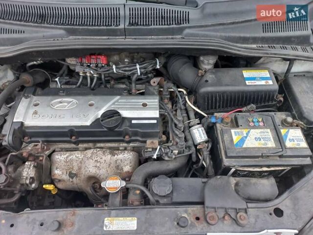 Сірий Хендай Гетц, об'ємом двигуна 1.4 л та пробігом 178 тис. км за 4000 $, фото 3 на Automoto.ua