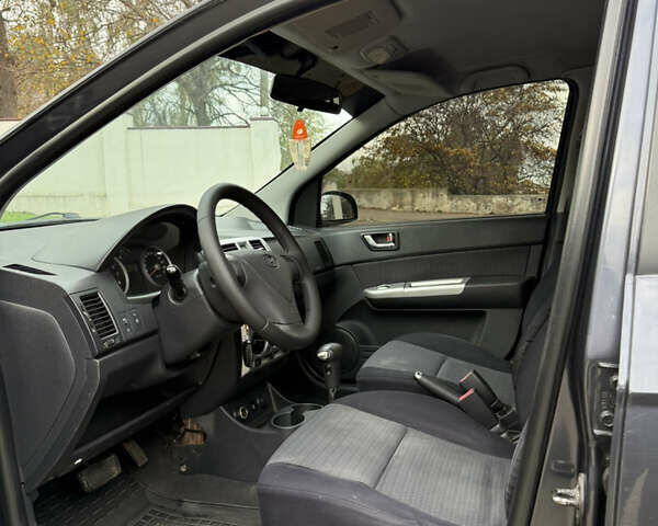 Сірий Хендай Гетц, об'ємом двигуна 1.4 л та пробігом 190 тис. км за 4999 $, фото 11 на Automoto.ua