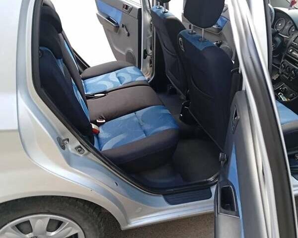 Сірий Хендай Гетц, об'ємом двигуна 1.1 л та пробігом 165 тис. км за 4000 $, фото 10 на Automoto.ua