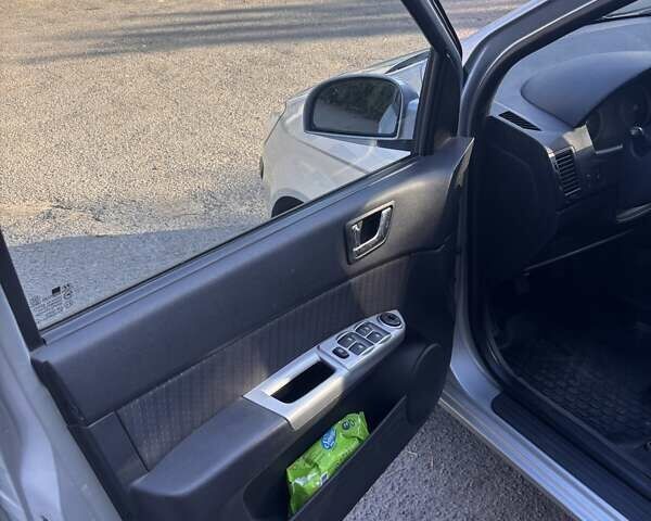 Серый Хендай Гетц, объемом двигателя 1.4 л и пробегом 208 тыс. км за 4000 $, фото 16 на Automoto.ua