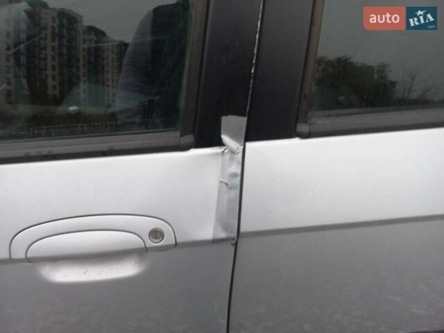 Сірий Хендай Гетц, об'ємом двигуна 1.4 л та пробігом 178 тис. км за 4000 $, фото 5 на Automoto.ua