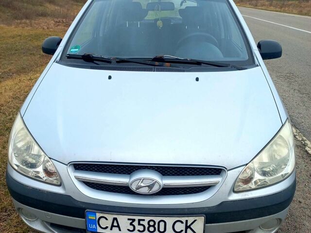 Серый Хендай Гетц, объемом двигателя 1.1 л и пробегом 185 тыс. км за 4000 $, фото 2 на Automoto.ua