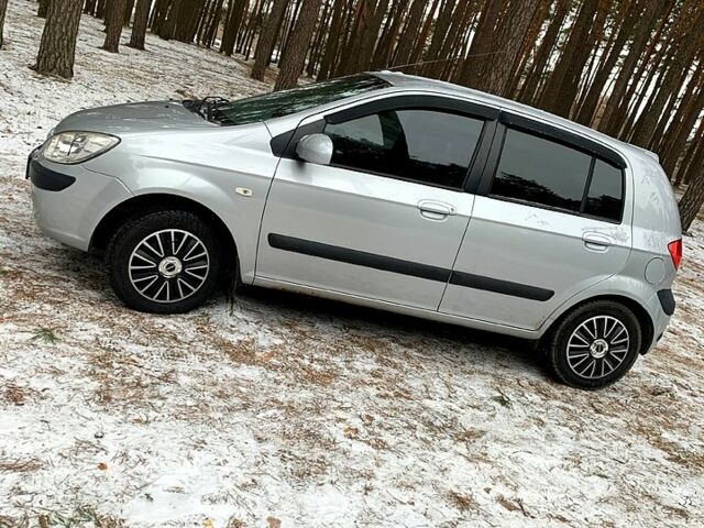 Сірий Хендай Гетц, об'ємом двигуна 1.4 л та пробігом 196 тис. км за 5600 $, фото 2 на Automoto.ua