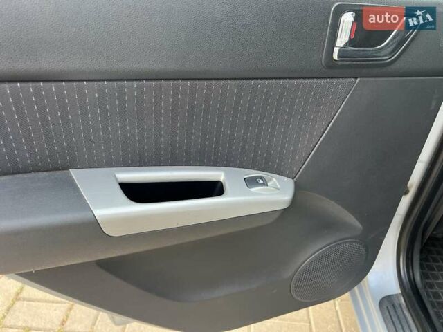 Сірий Хендай Гетц, об'ємом двигуна 1.4 л та пробігом 143 тис. км за 5500 $, фото 21 на Automoto.ua