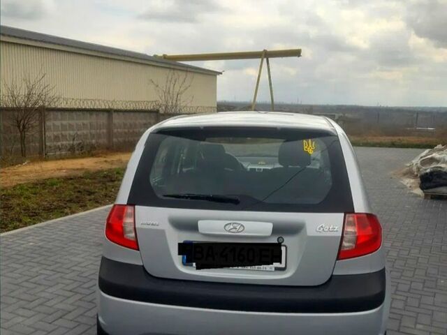 Серый Хендай Гетц, объемом двигателя 1.4 л и пробегом 130 тыс. км за 5000 $, фото 1 на Automoto.ua
