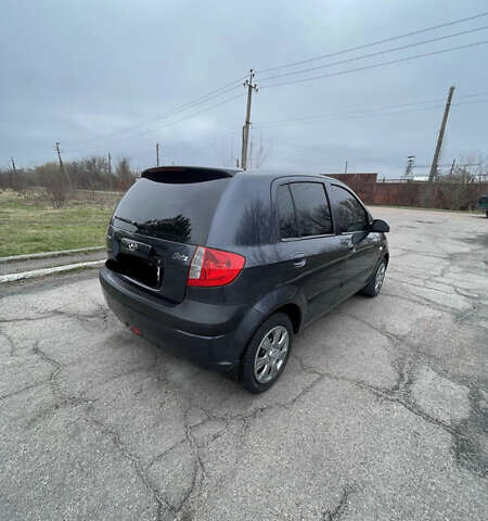 Серый Хендай Гетц, объемом двигателя 1.4 л и пробегом 200 тыс. км за 3500 $, фото 8 на Automoto.ua