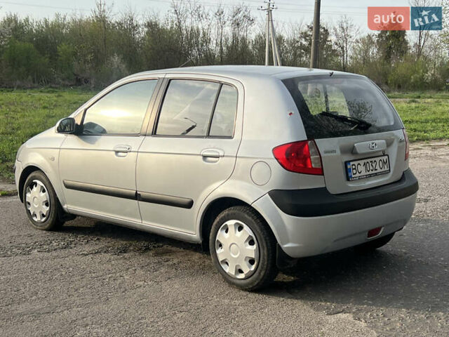 Серый Хендай Гетц, объемом двигателя 1.1 л и пробегом 150 тыс. км за 3550 $, фото 2 на Automoto.ua