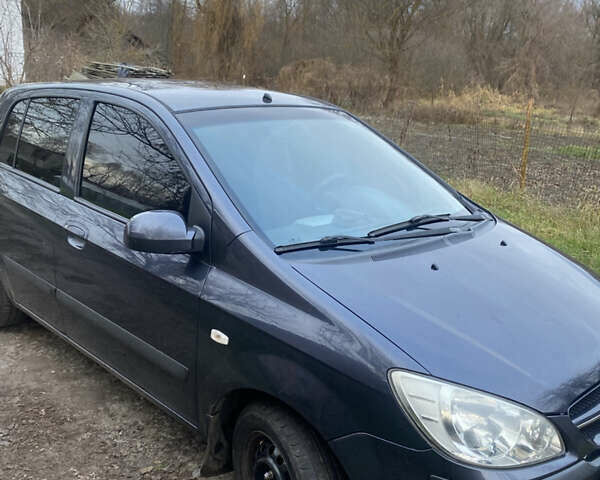 Серый Хендай Гетц, объемом двигателя 1.4 л и пробегом 200 тыс. км за 3500 $, фото 3 на Automoto.ua