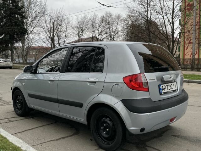 Серый Хендай Гетц, объемом двигателя 1.1 л и пробегом 263 тыс. км за 3200 $, фото 1 на Automoto.ua