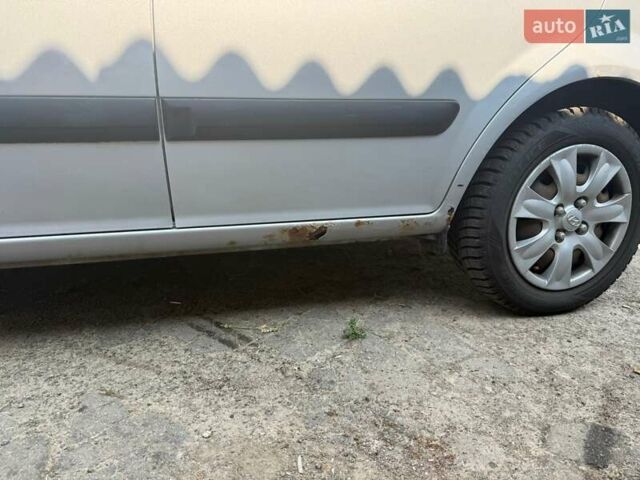 Серый Хендай Гетц, объемом двигателя 1.4 л и пробегом 194 тыс. км за 3900 $, фото 17 на Automoto.ua