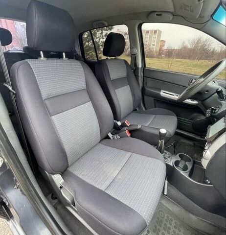 Сірий Хендай Гетц, об'ємом двигуна 1.4 л та пробігом 2 тис. км за 3500 $, фото 4 на Automoto.ua