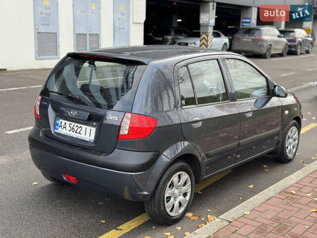 Серый Хендай Гетц, объемом двигателя 1.4 л и пробегом 186 тыс. км за 4950 $, фото 4 на Automoto.ua