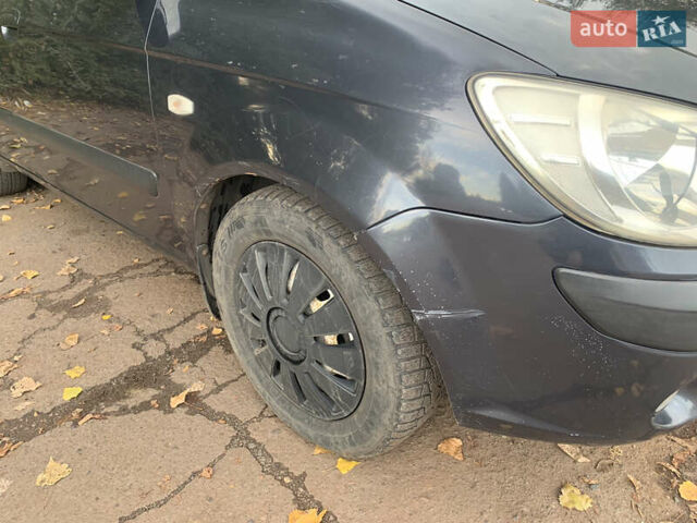 Серый Хендай Гетц, объемом двигателя 1.4 л и пробегом 138 тыс. км за 5000 $, фото 4 на Automoto.ua