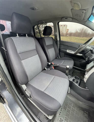 Серый Хендай Гетц, объемом двигателя 1.4 л и пробегом 200 тыс. км за 3500 $, фото 9 на Automoto.ua