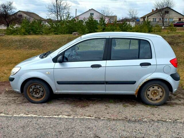 Серый Хендай Гетц, объемом двигателя 1.1 л и пробегом 185 тыс. км за 4000 $, фото 7 на Automoto.ua