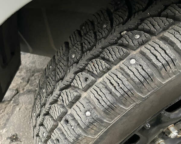 Серый Хендай Гетц, объемом двигателя 1.09 л и пробегом 263 тыс. км за 3200 $, фото 16 на Automoto.ua