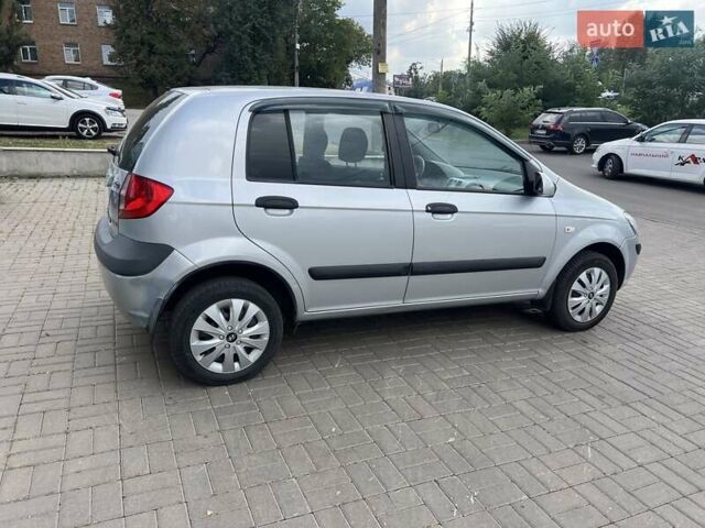 Сірий Хендай Гетц, об'ємом двигуна 1.4 л та пробігом 143 тис. км за 5500 $, фото 3 на Automoto.ua