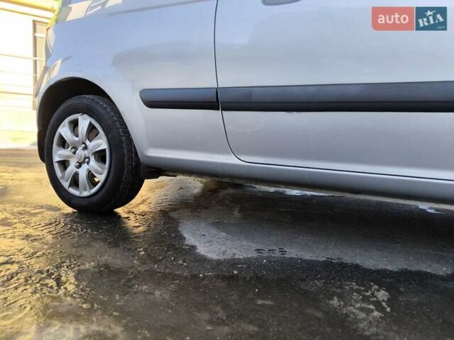 Сірий Хендай Гетц, об'ємом двигуна 1.1 л та пробігом 169 тис. км за 3200 $, фото 2 на Automoto.ua